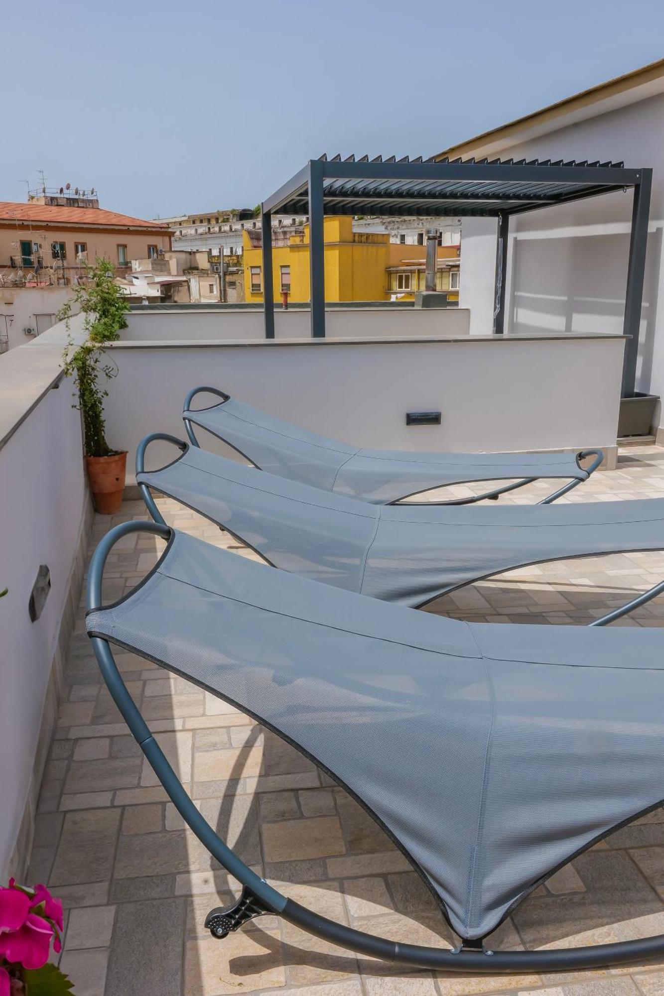 Rooftop Parthenopeo Contemporary Rooms Νάπολη Εξωτερικό φωτογραφία